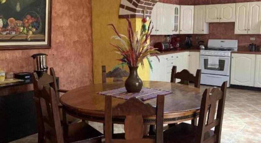 Casona Del Conquistador Antigua Ngoại thất bức ảnh